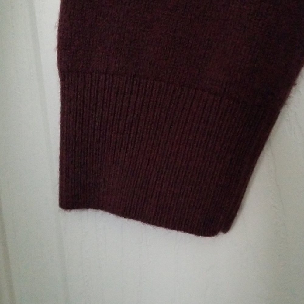Croft & Barrow Maroon Cardigan - Picture 4 of 7